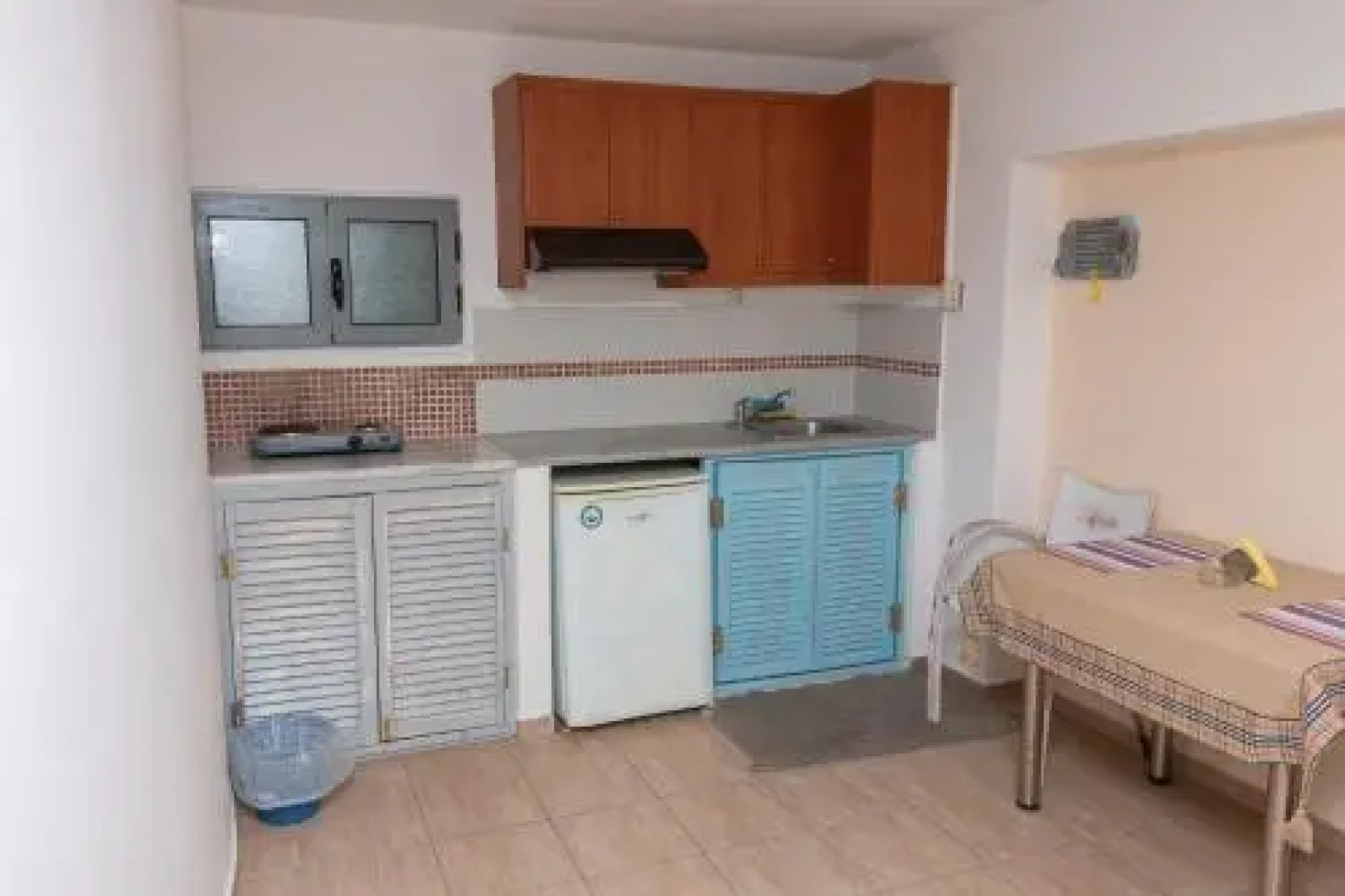 Ta Spitakia Tsarbopoulos