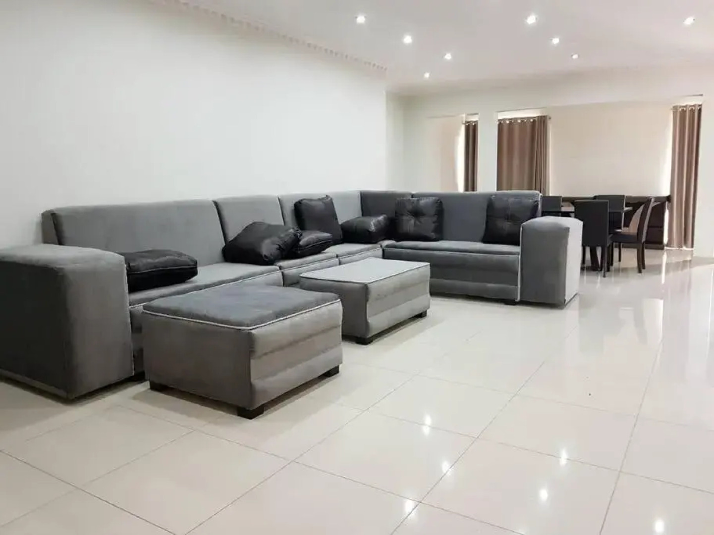 8sIndoor heated pool4 bedroom villaGreat view