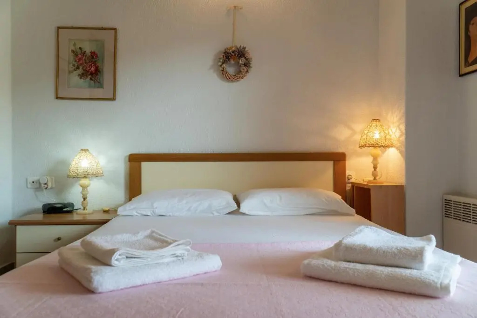 Casa Costa for 7 guests near Fourka beach