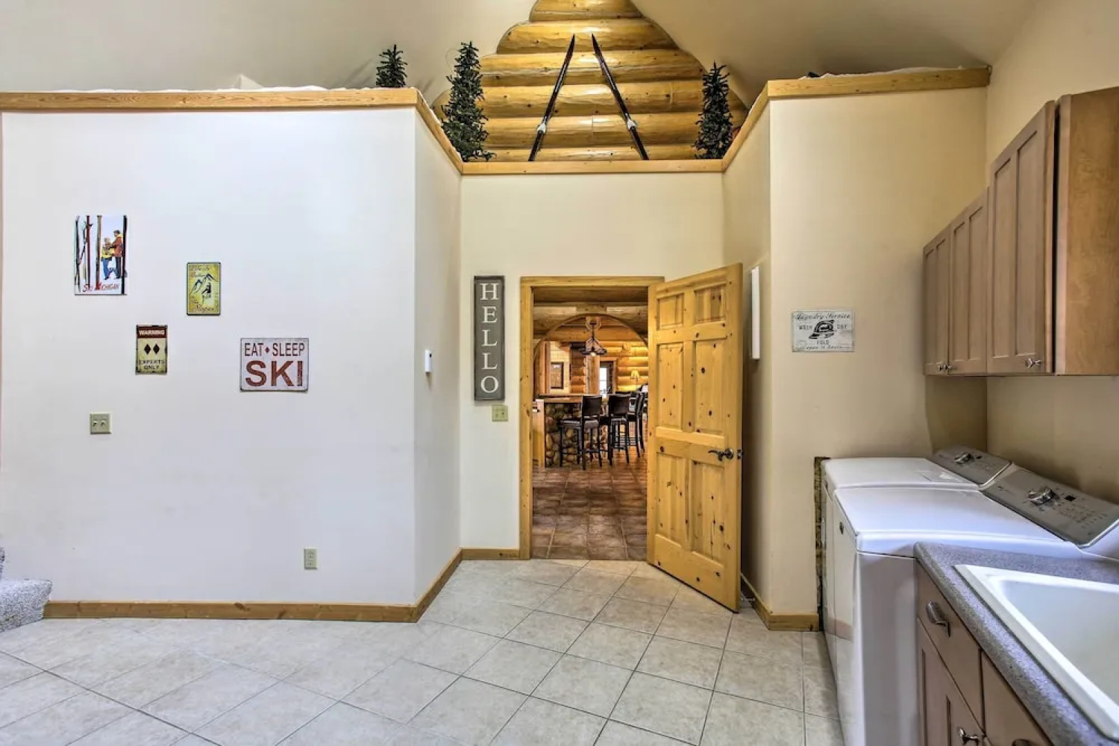 14 Mi to Slopes: Lodge on 104 Acres in Boyne City