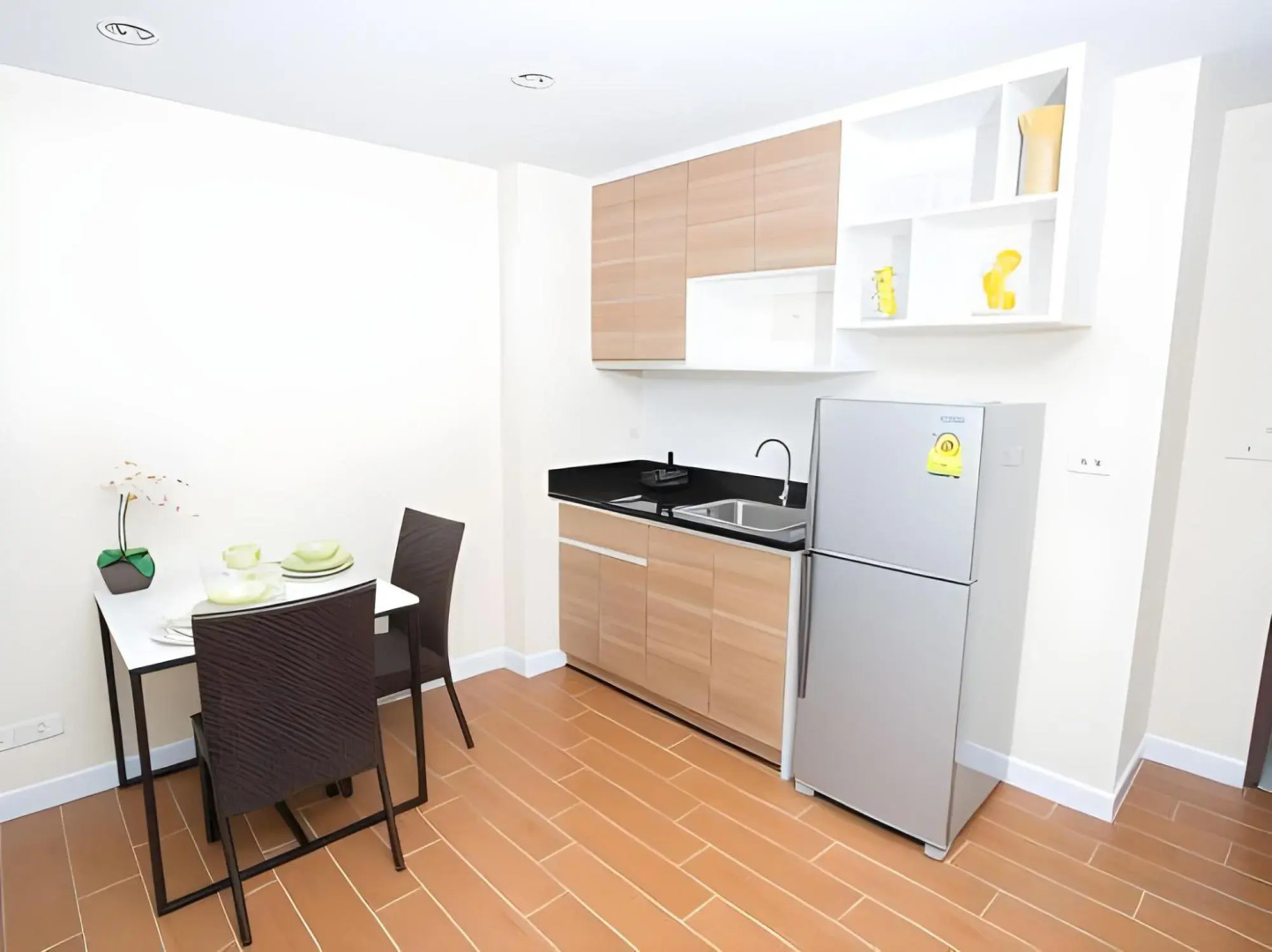 BBG Seaside Luxurious Service Apartment