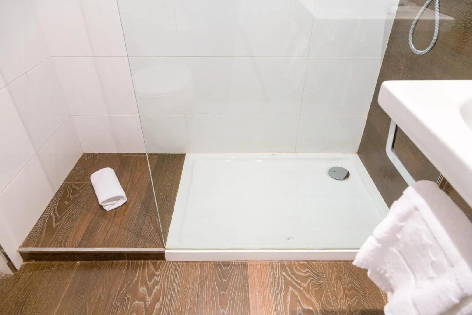 Los Arces de Isla Hotel & Apartamentos