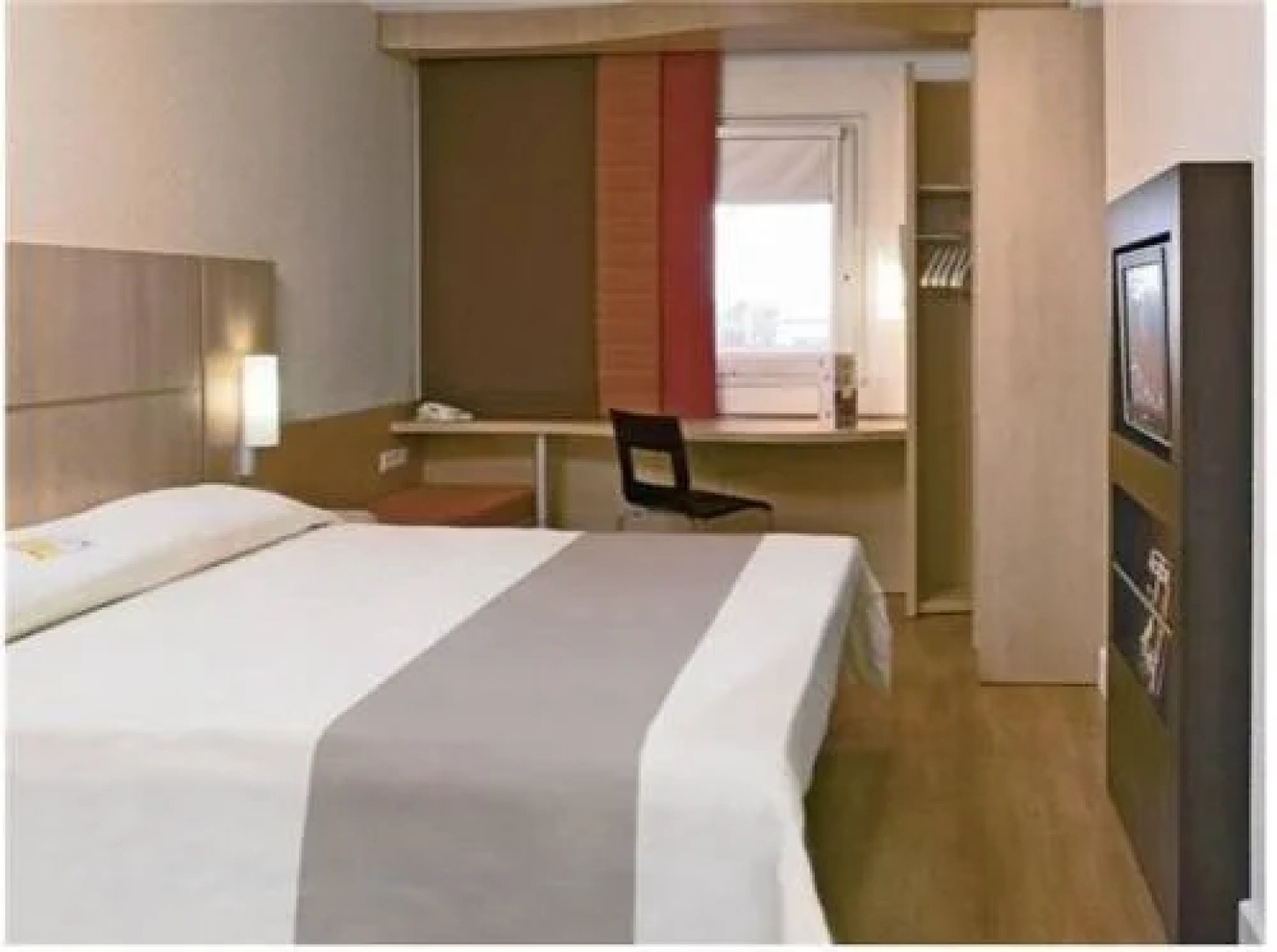 Ibis Xichang Hangtian