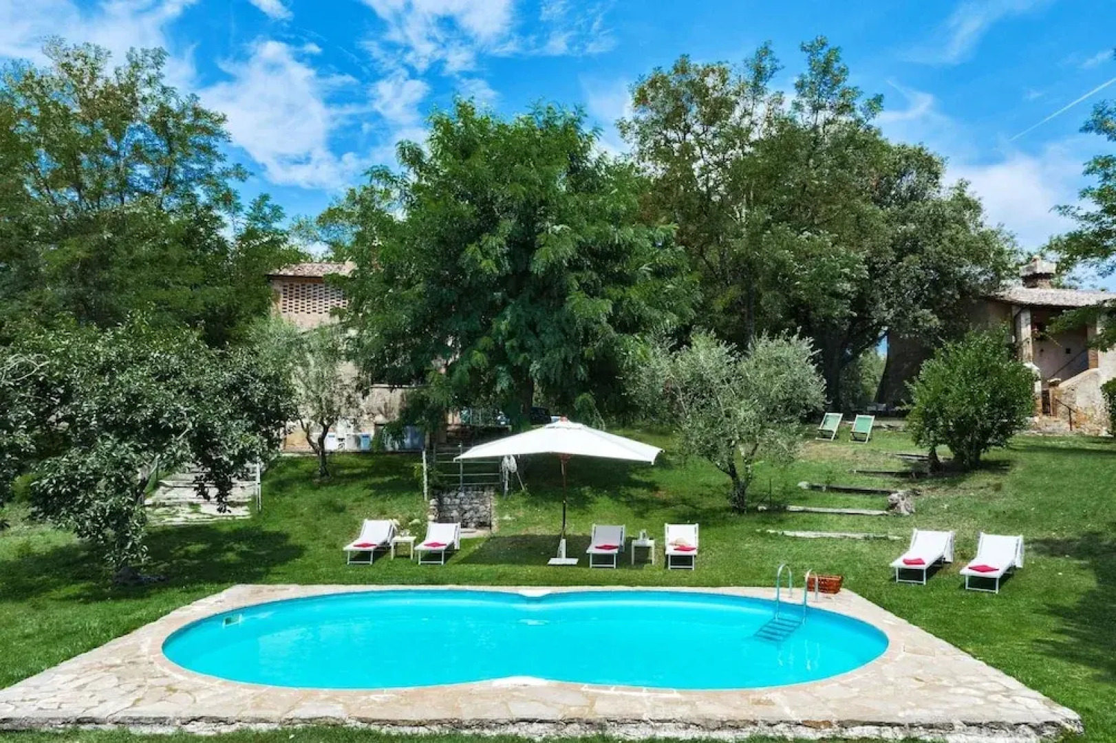 Villa With 8 Bedrooms in Buonconvento, With Private Pool, Furnished Garden and Wifi - 90 km From the Beach