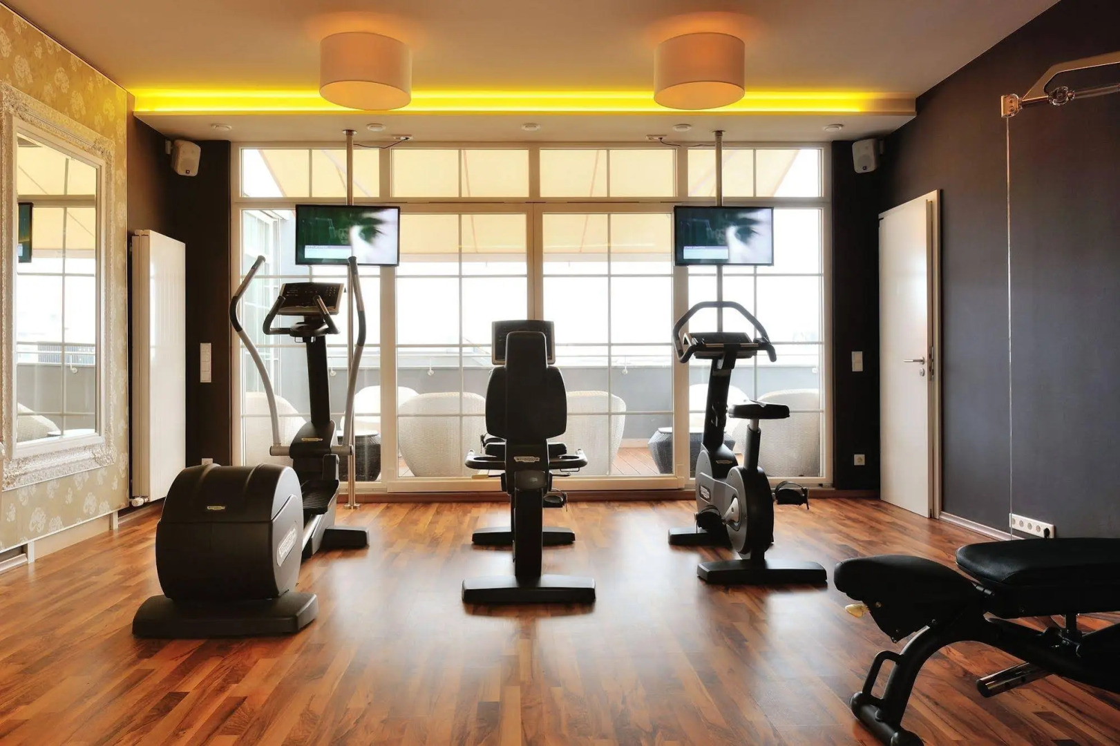 BLOCK Hotel & Living