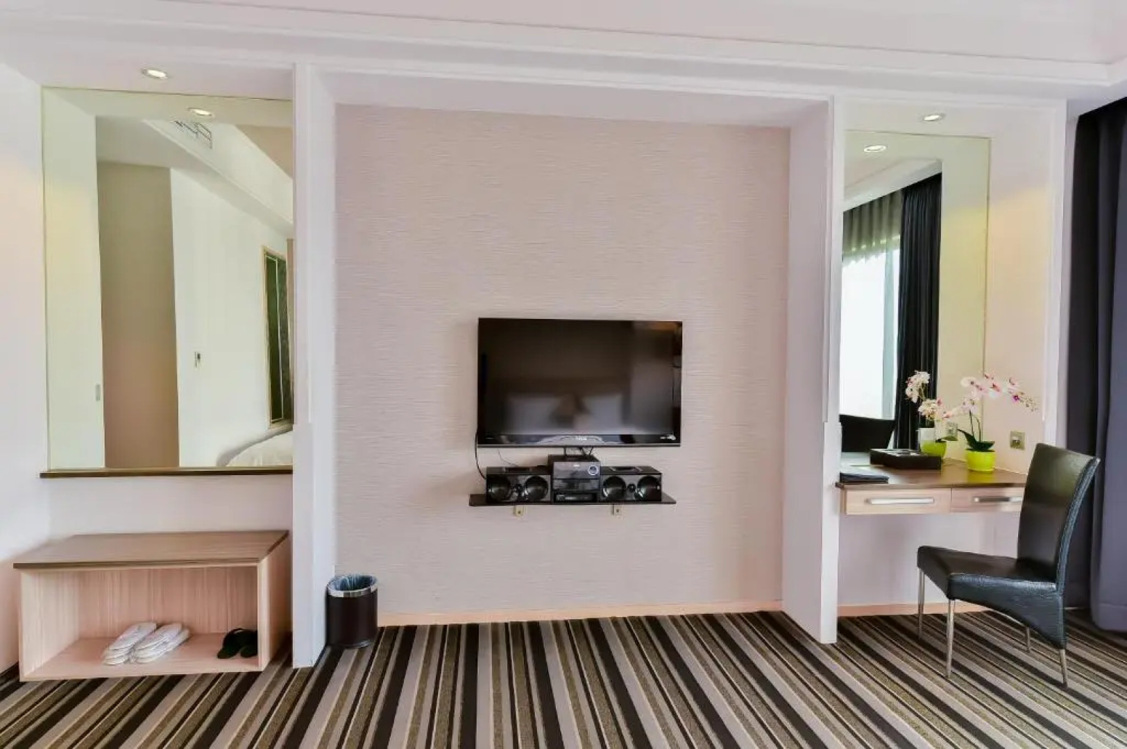 Yundeng Landscape Hotel