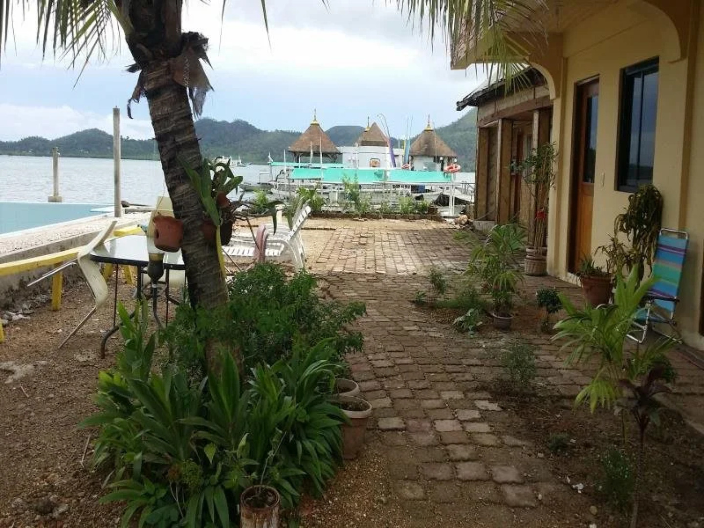 Coron Reef Pension House