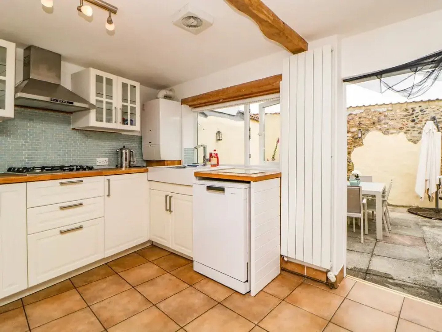 The Yellow House, 13 King Street