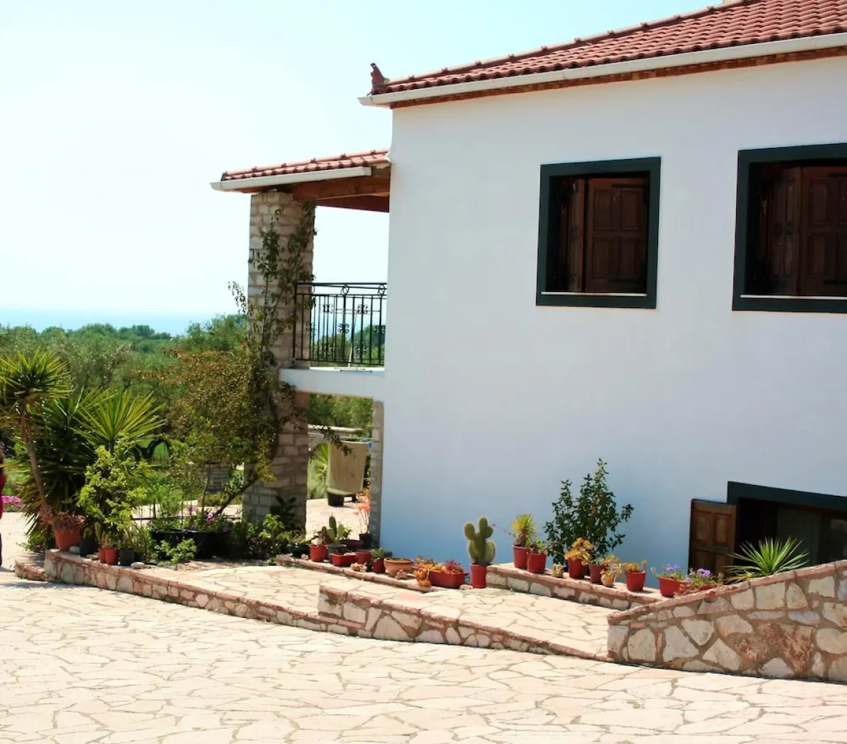 Apartment With 2 Bedrooms in Pirgos, With Wonderful sea View, Enclosed