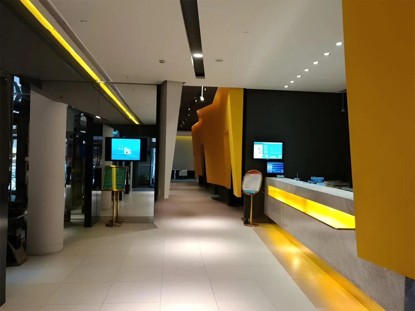 Jinjiang Inn Shanghai Huaihai Road East