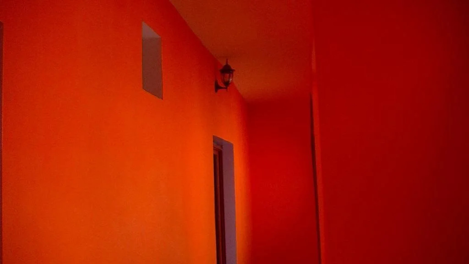 Redface Studios Meublés