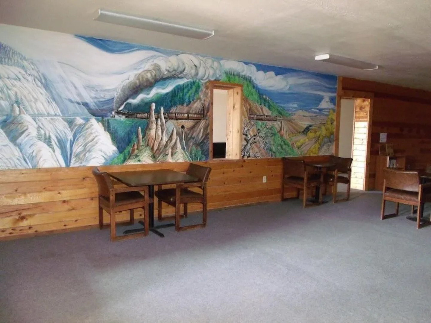 Narrow Gauge Railroad Inn