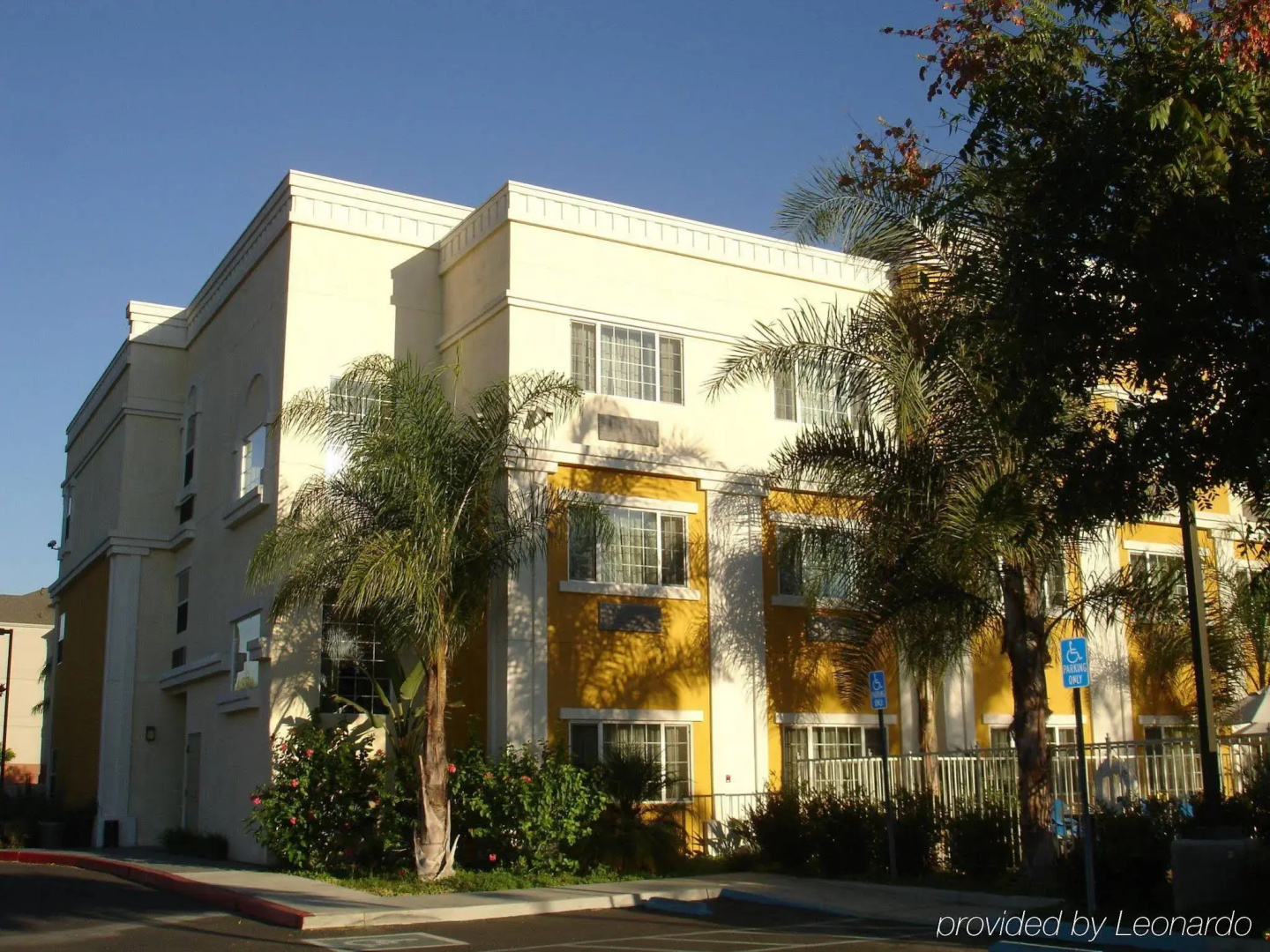 Holiday Inn Express Garden Grove