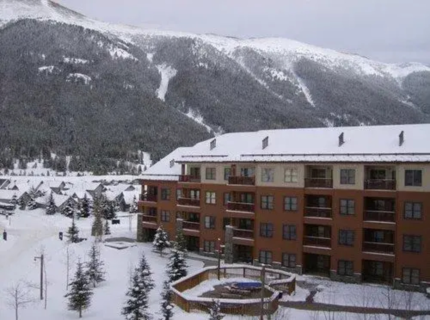 Carbonate Real Estate Company