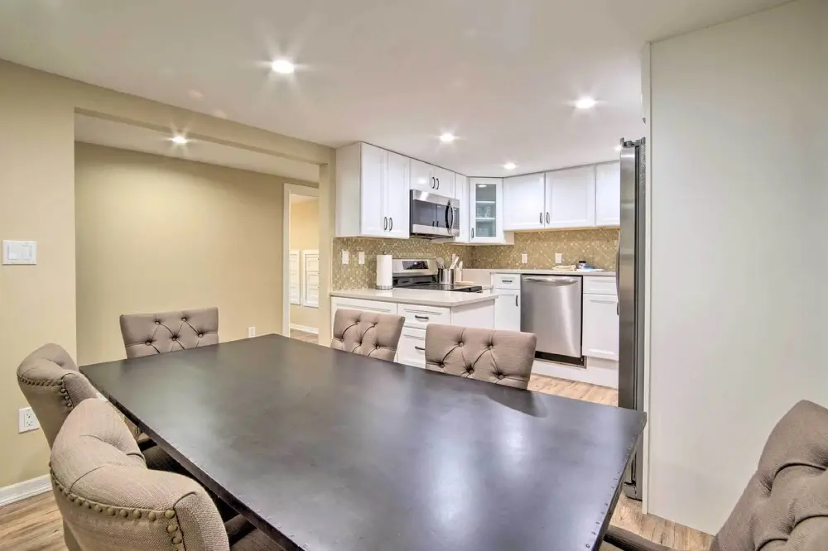 Cozy North Bend Getaway in Walkable Location!