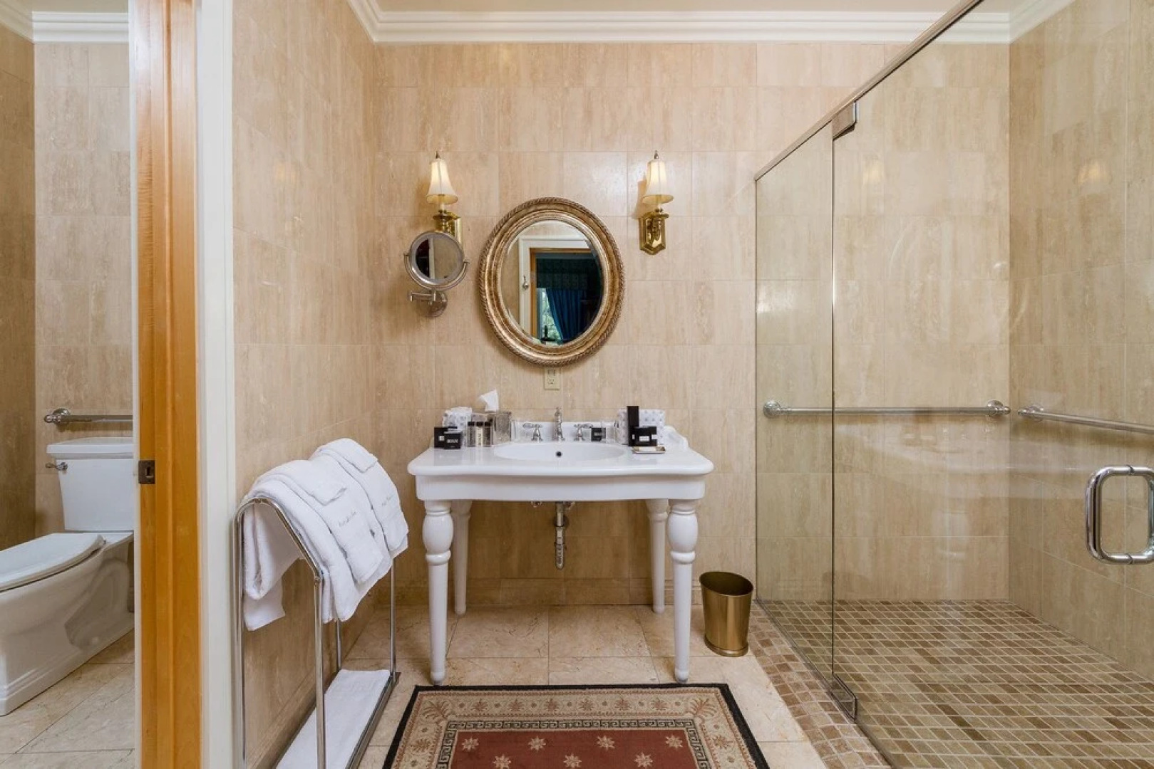 Pratt Place Inn and Barn