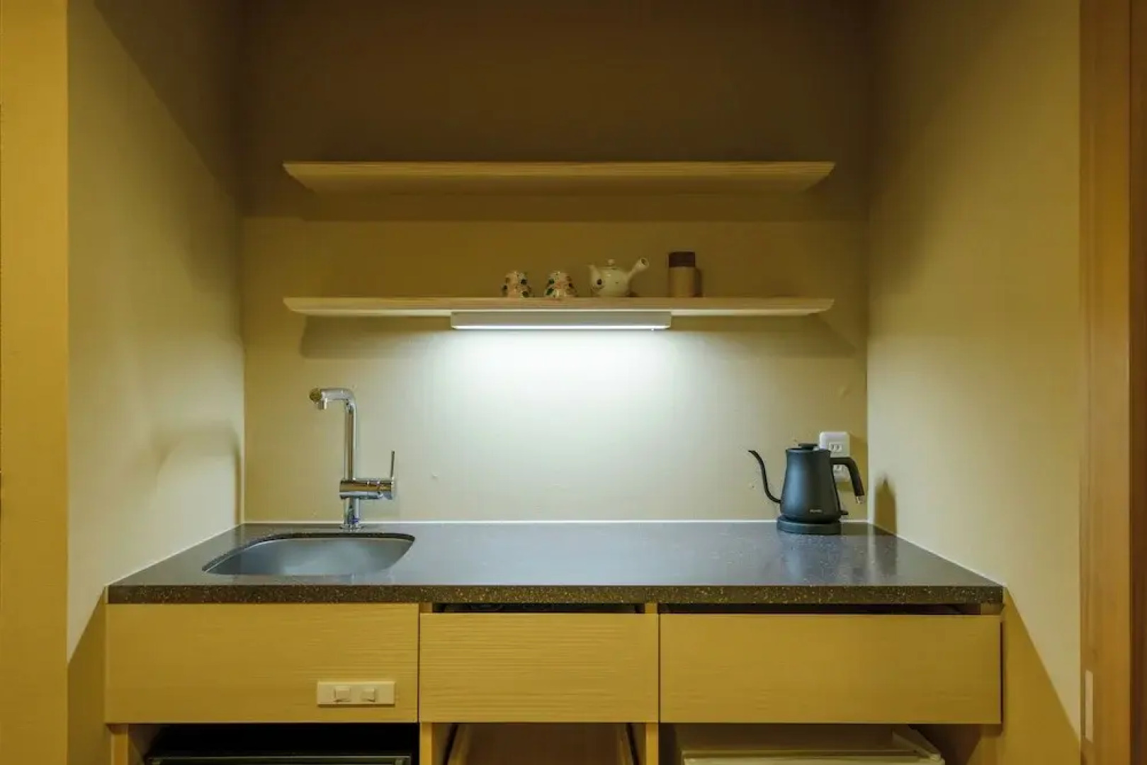 Miyakowasure no Yado Korogiro