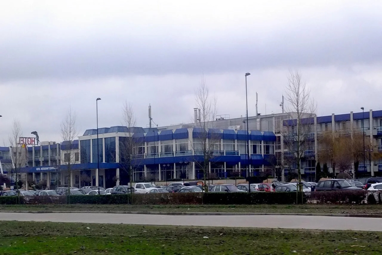 Отель Van der Valk Schiphol A4