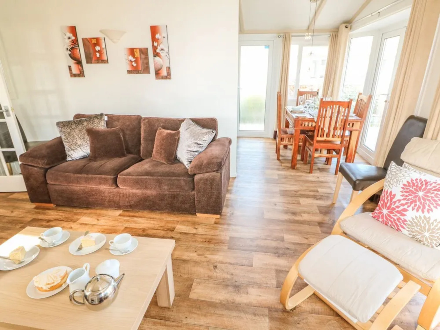 No 4 Elm Drive, Lincoln