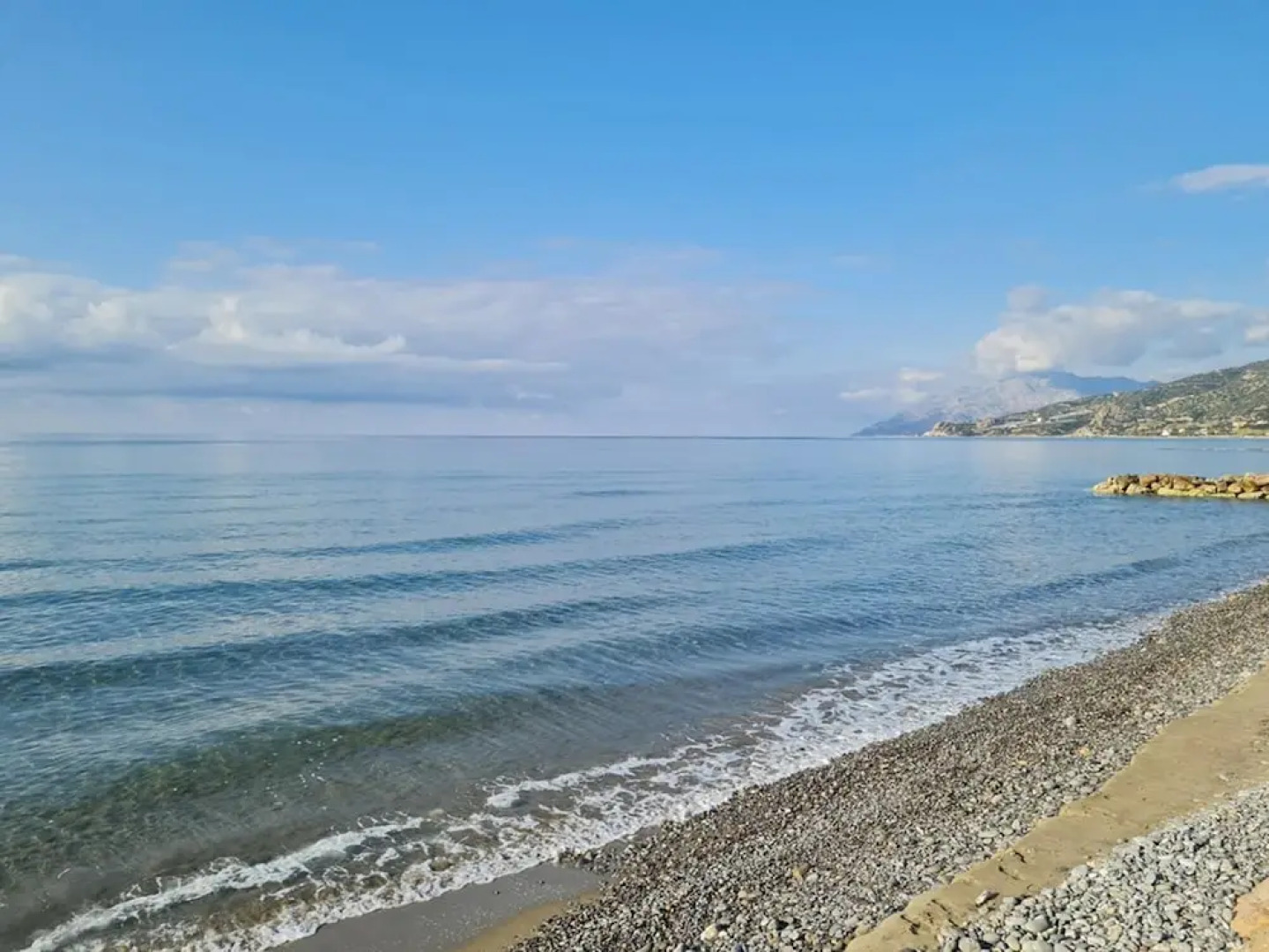 Atalanti Seaside Junior Suites