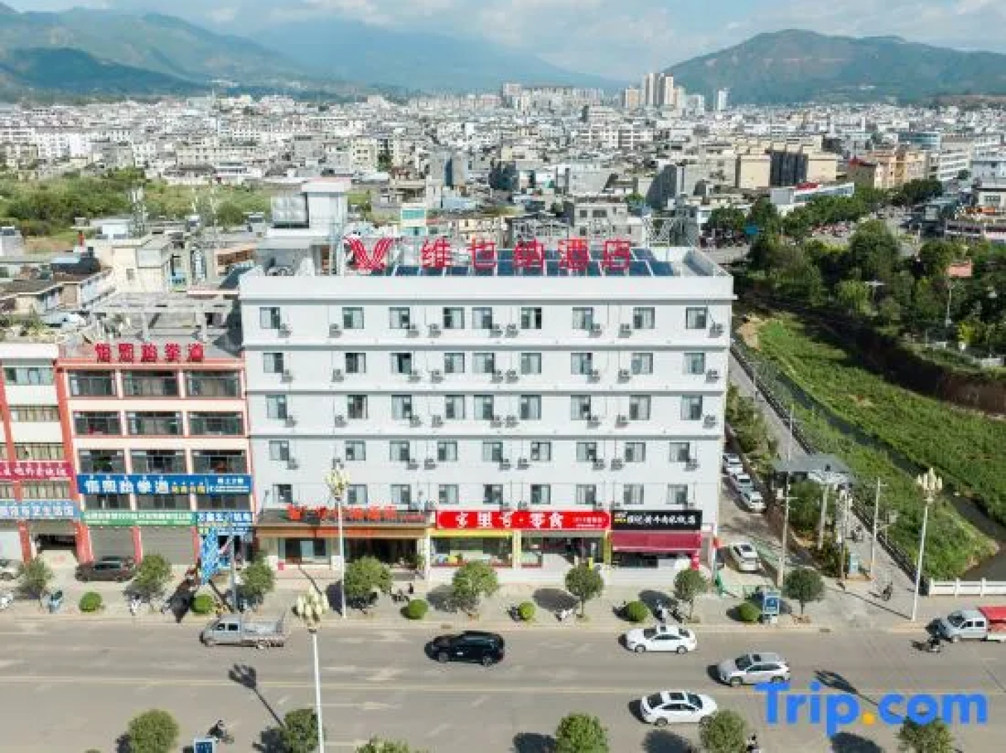 Vienna Hotel (Huili Ancient City Hotel)