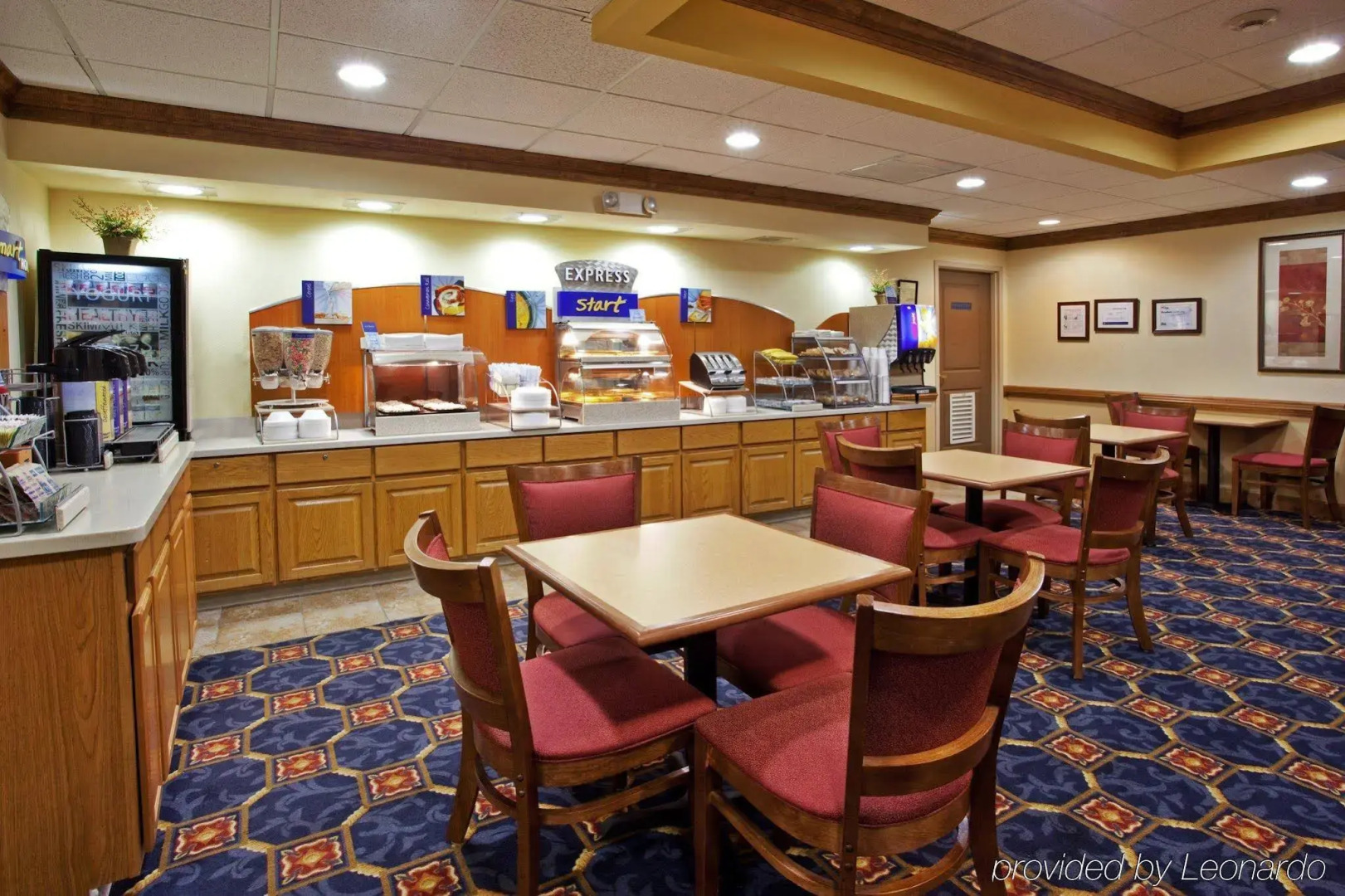 Holiday Inn Express & Suites Byron by IHG