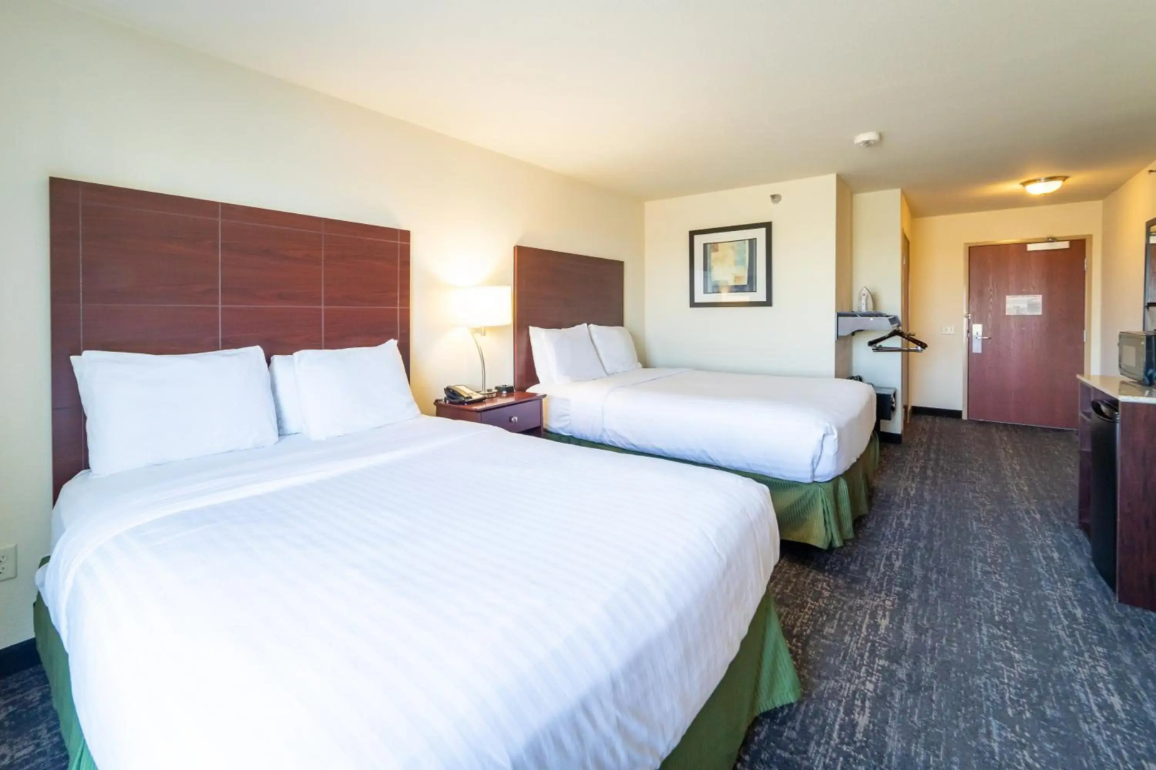 Cobblestone Inn & Suites - Eaton