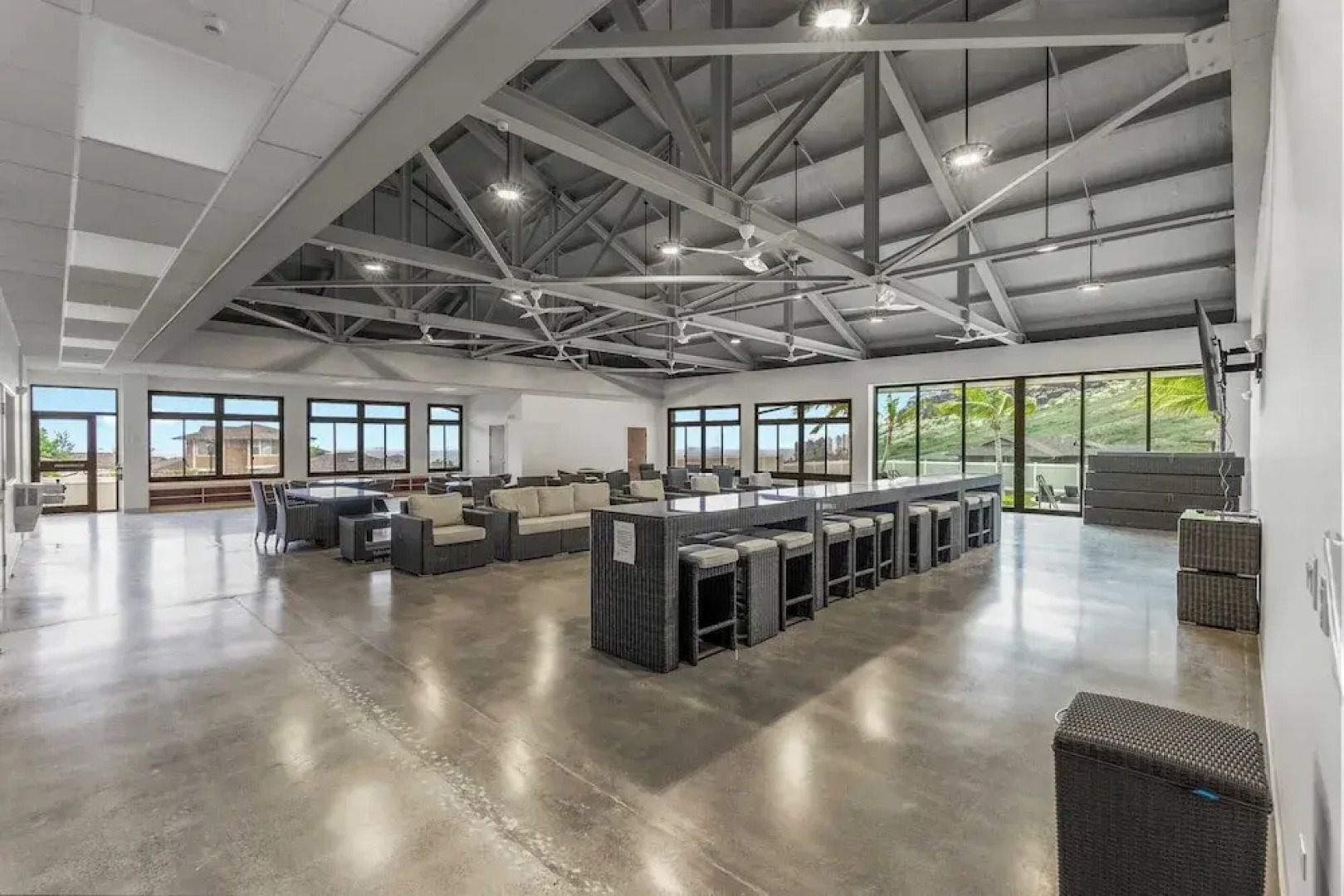 Ocean Views, Modern New Build, Yard 10min to Beach Ocean Escape by Avantstay