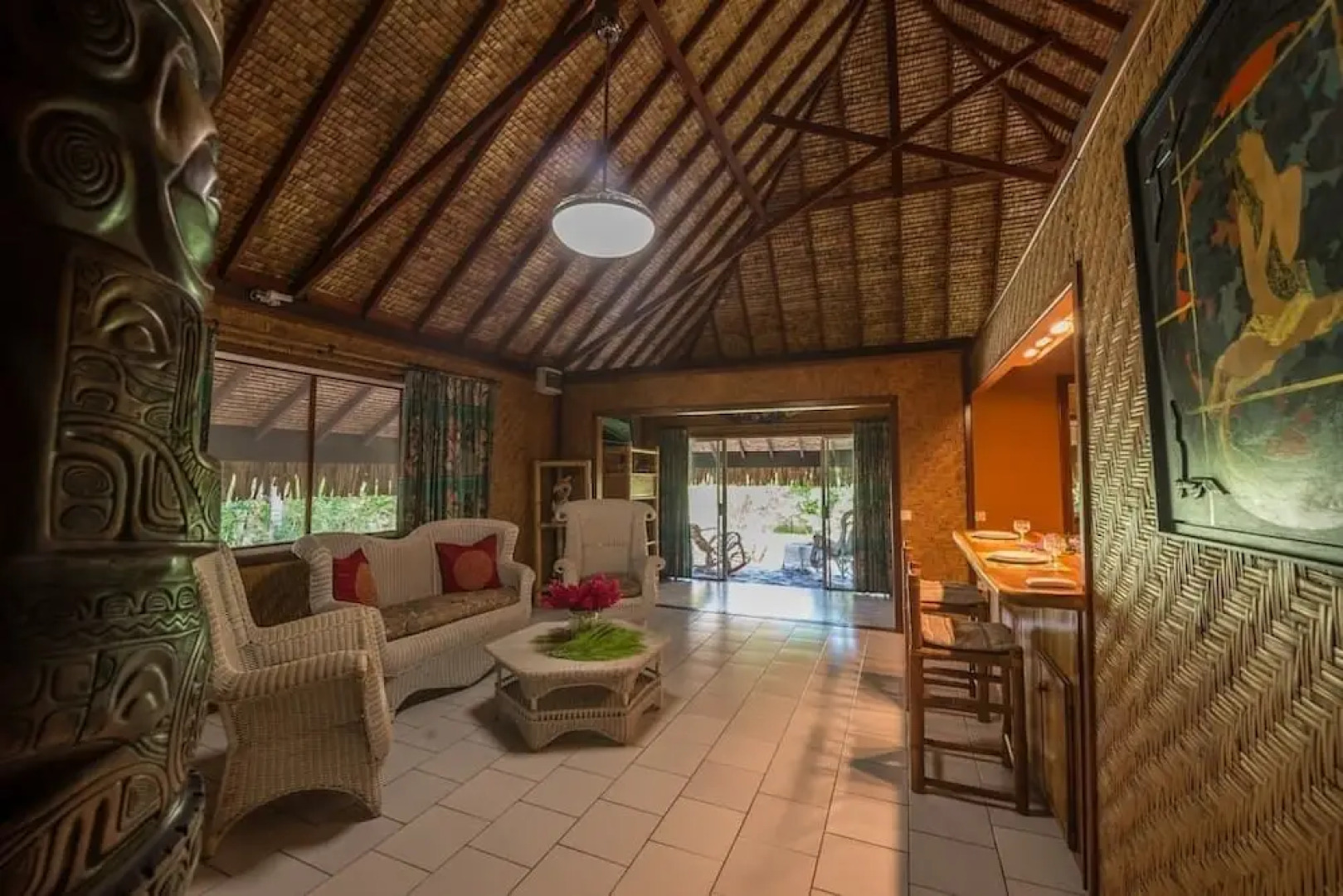 Bora Bora Holidays Lodge And Villa