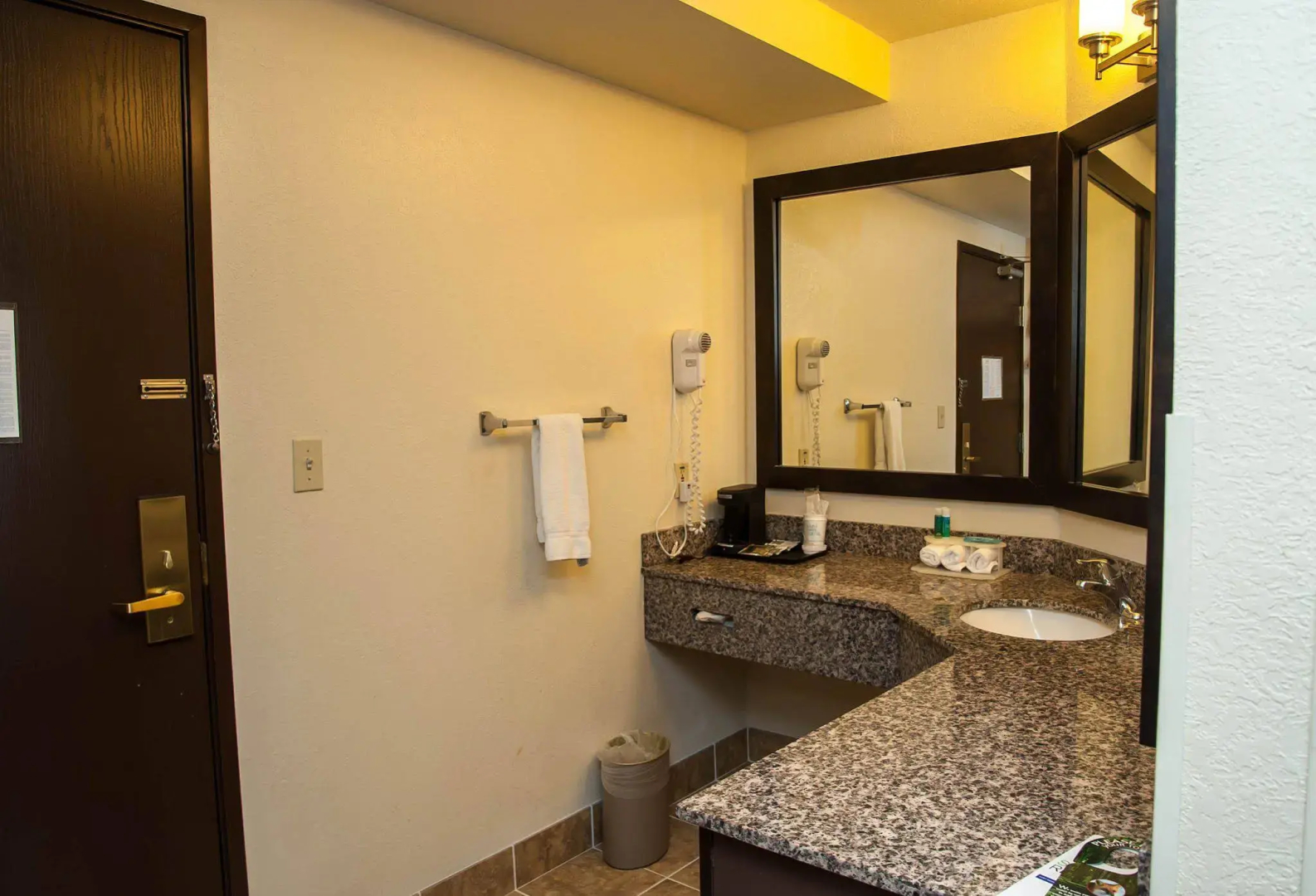 Holiday Inn Express Airport - Tucson by IHG