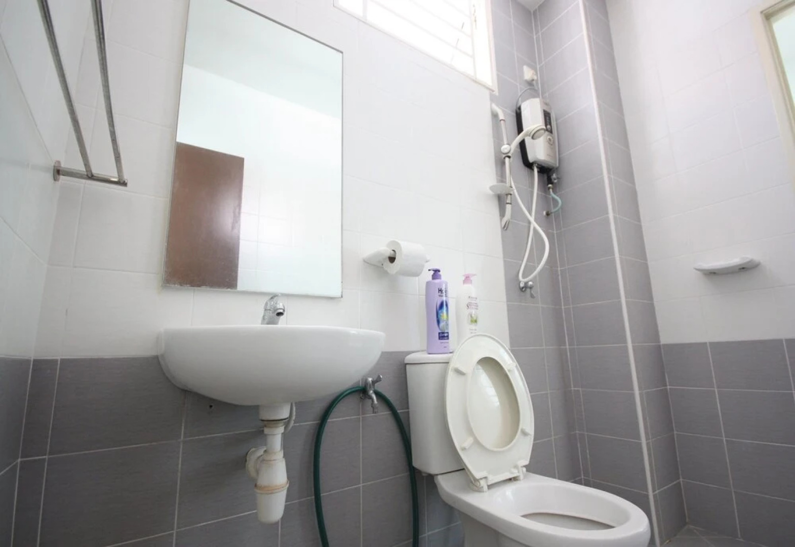 6BR Modern Series Courtyard Terrace