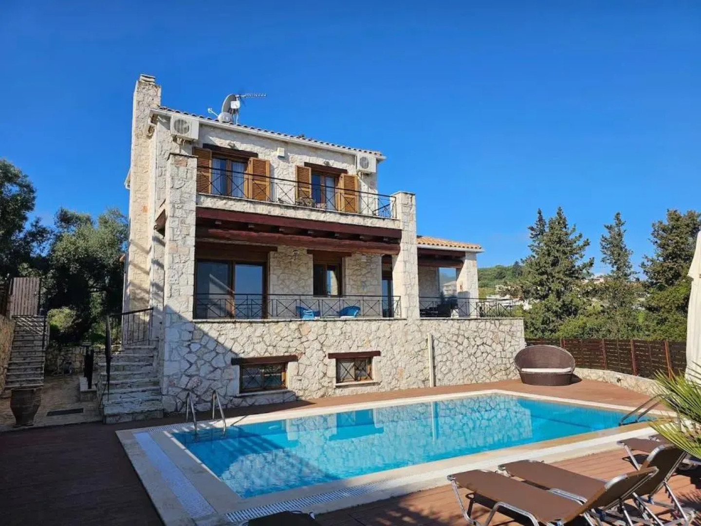 Villa Petalouda Stunning Villa in Tragaki Zante