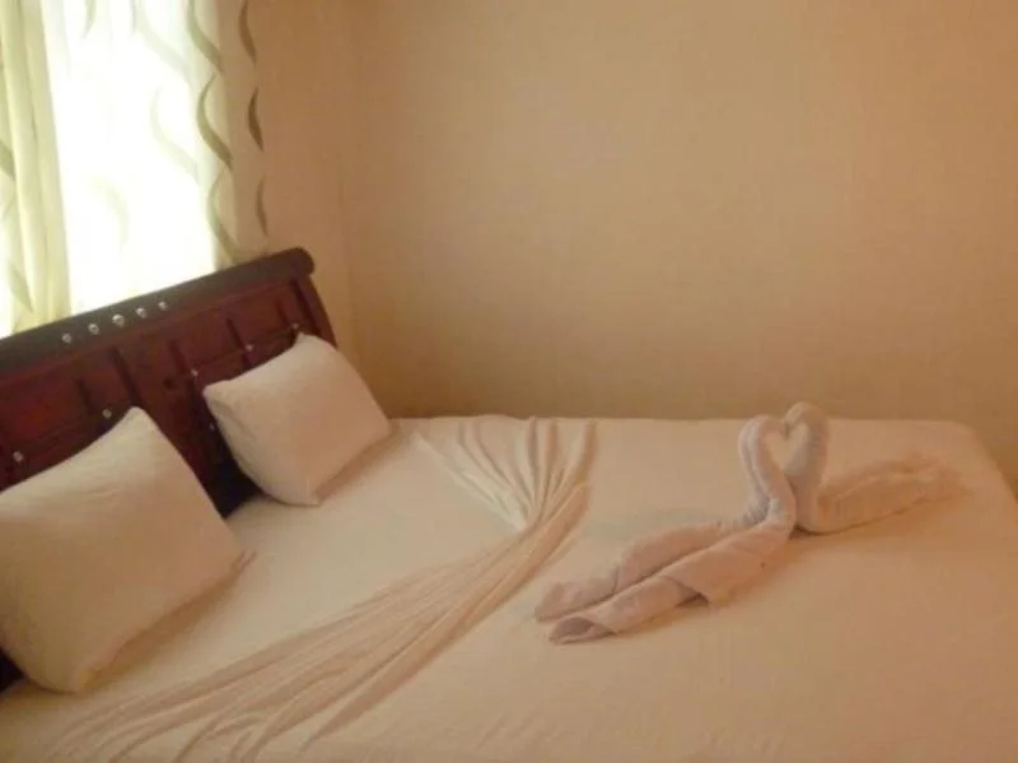 Crystal V Tourist Resort