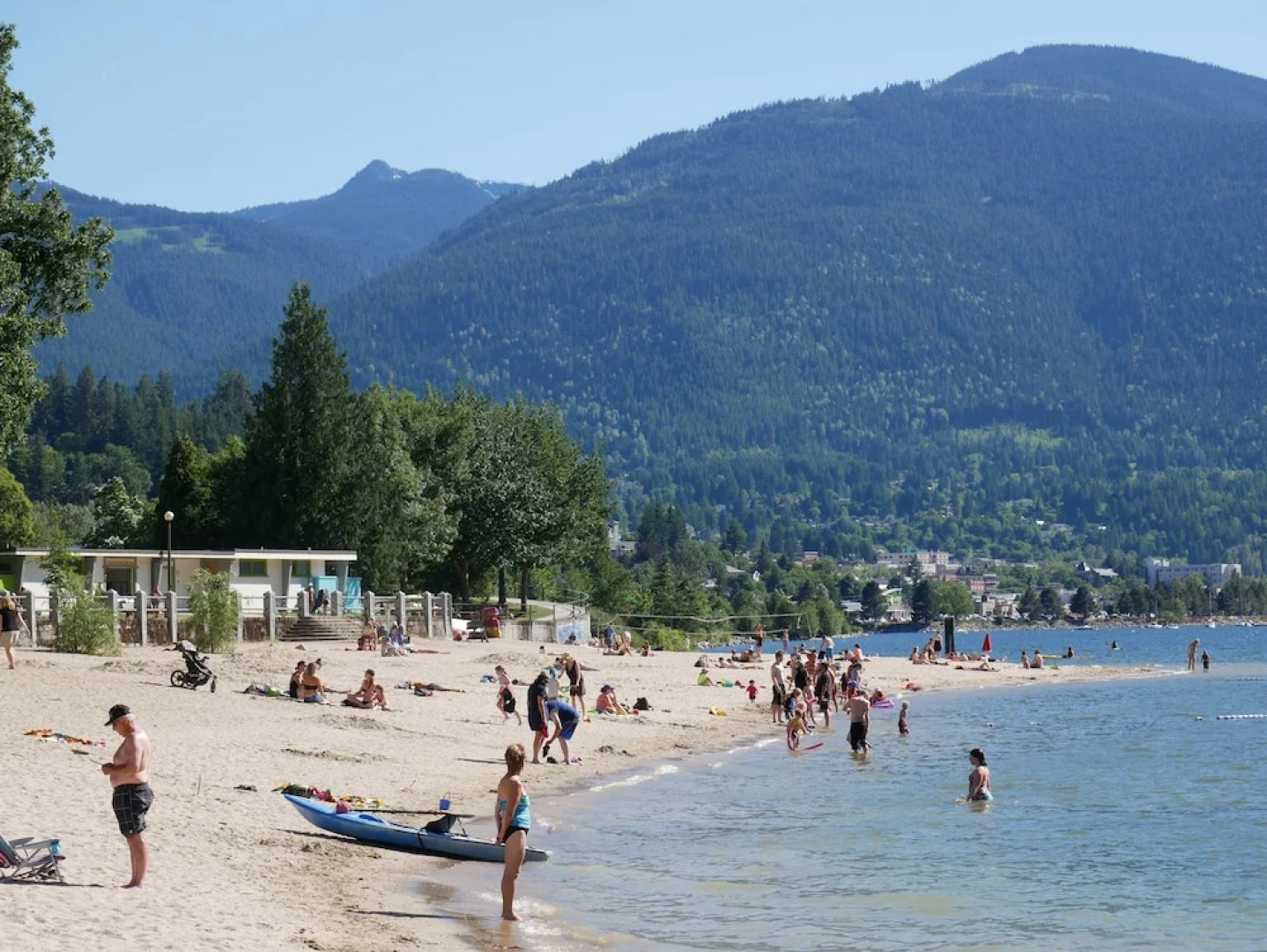 Dancing Bear Inn Hostel