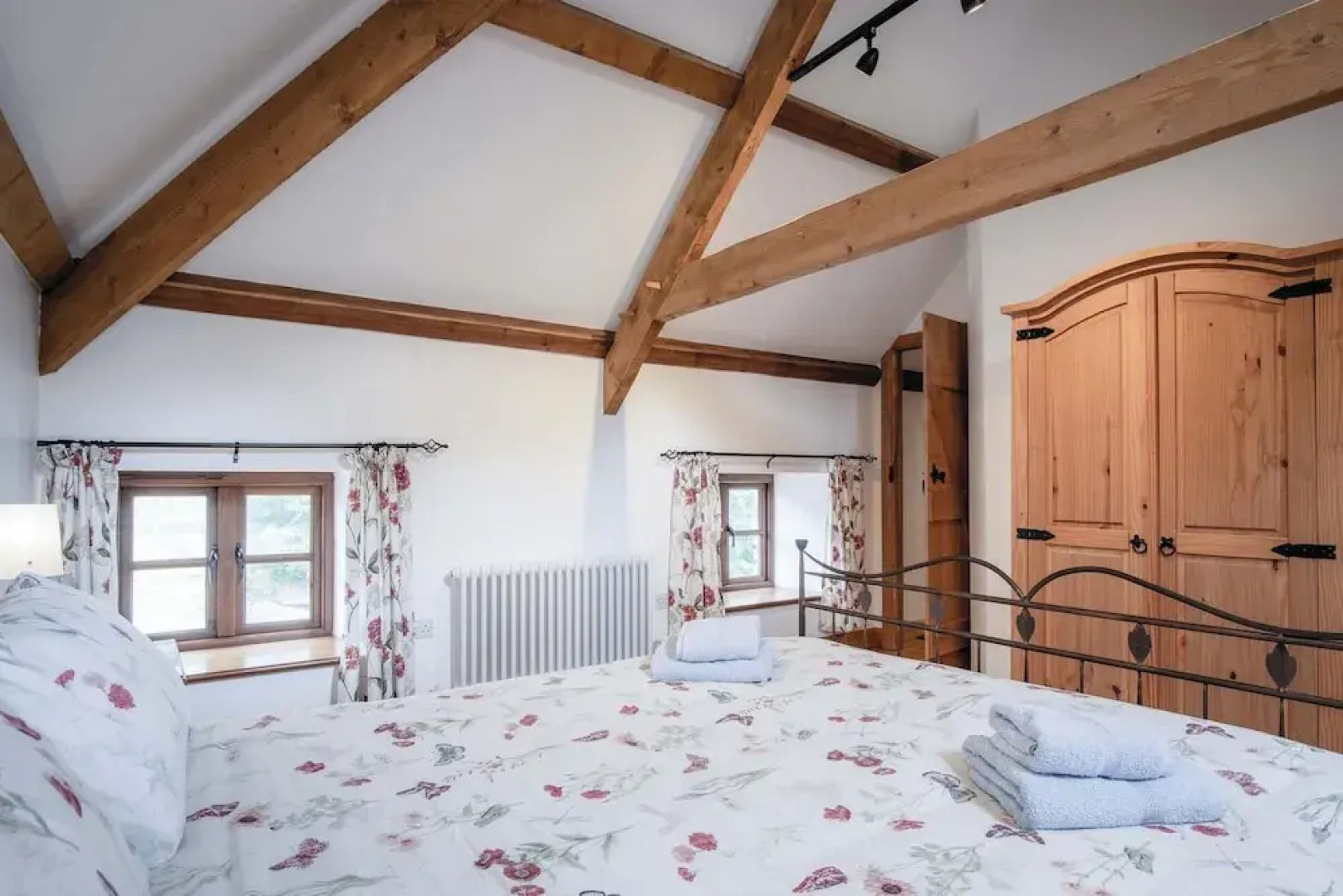 The Stables - 3 Bedroom Cottage - Beavers Hill