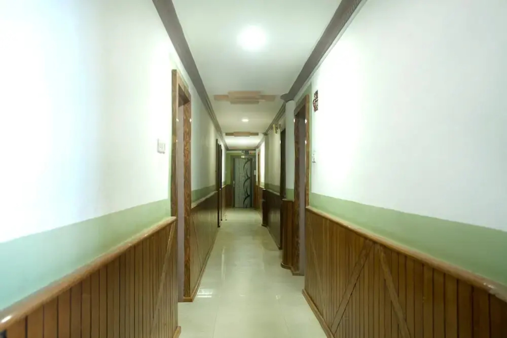 OYO 343 Pop Life Hotel