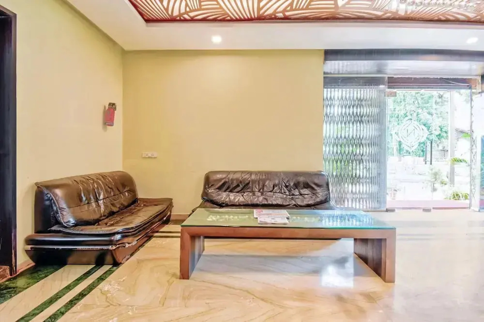 Nakshatra Comforts by OYO Rooms