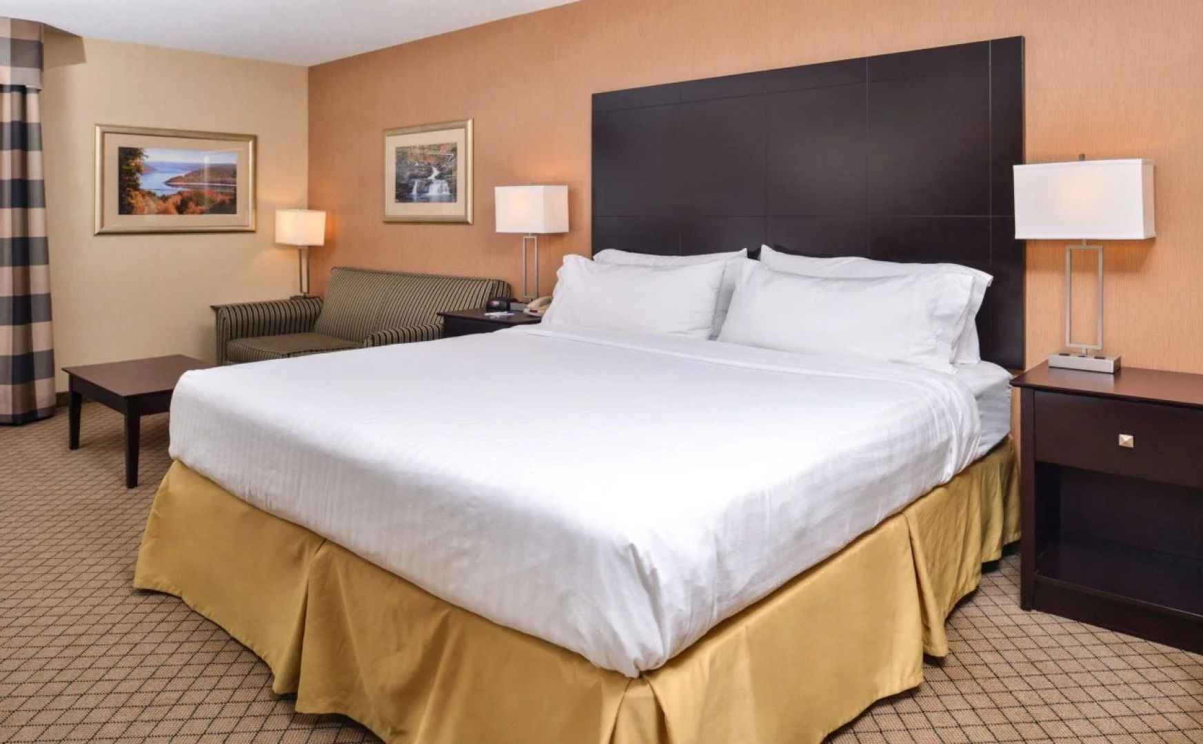 Holiday Inn Express Lewisburg/New Columbia by IHG