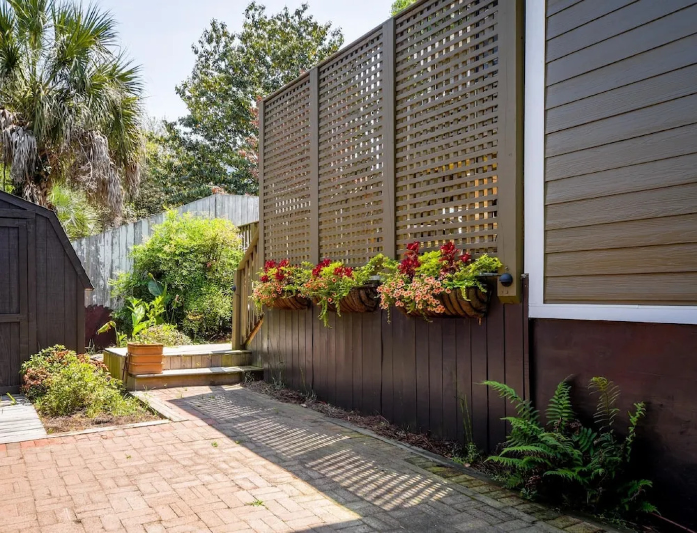 Erie The 213 E Hideaway 1 Bedroom Holiday Home By My Ocean Rentals