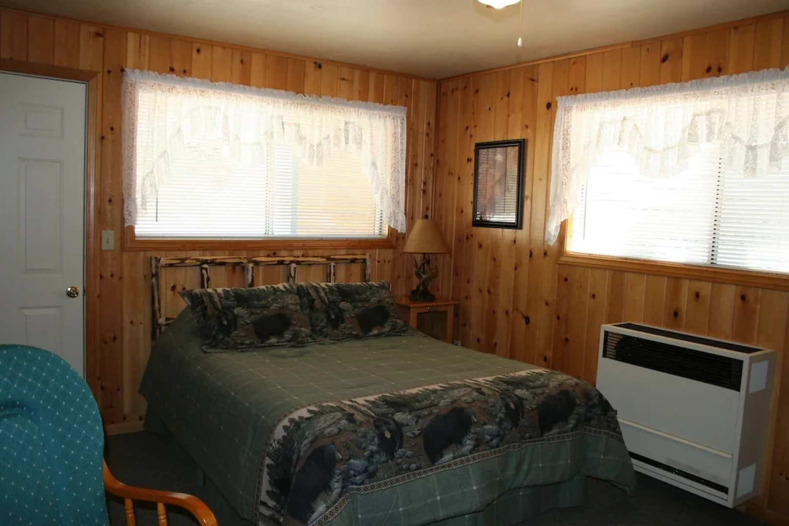 Quail Cove Lakeside Lodge