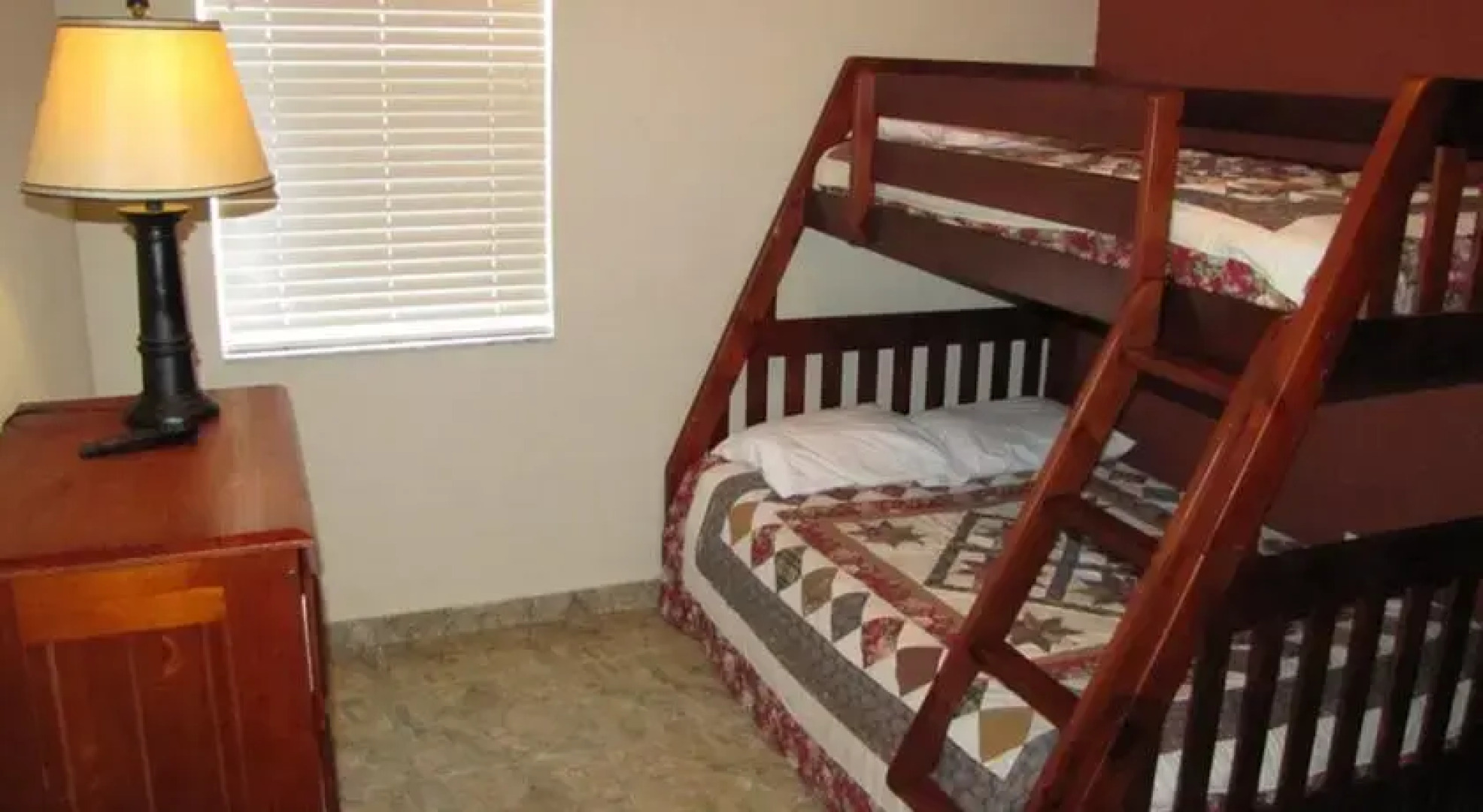 Four Bedroom House in Somerset by CFL Vacations