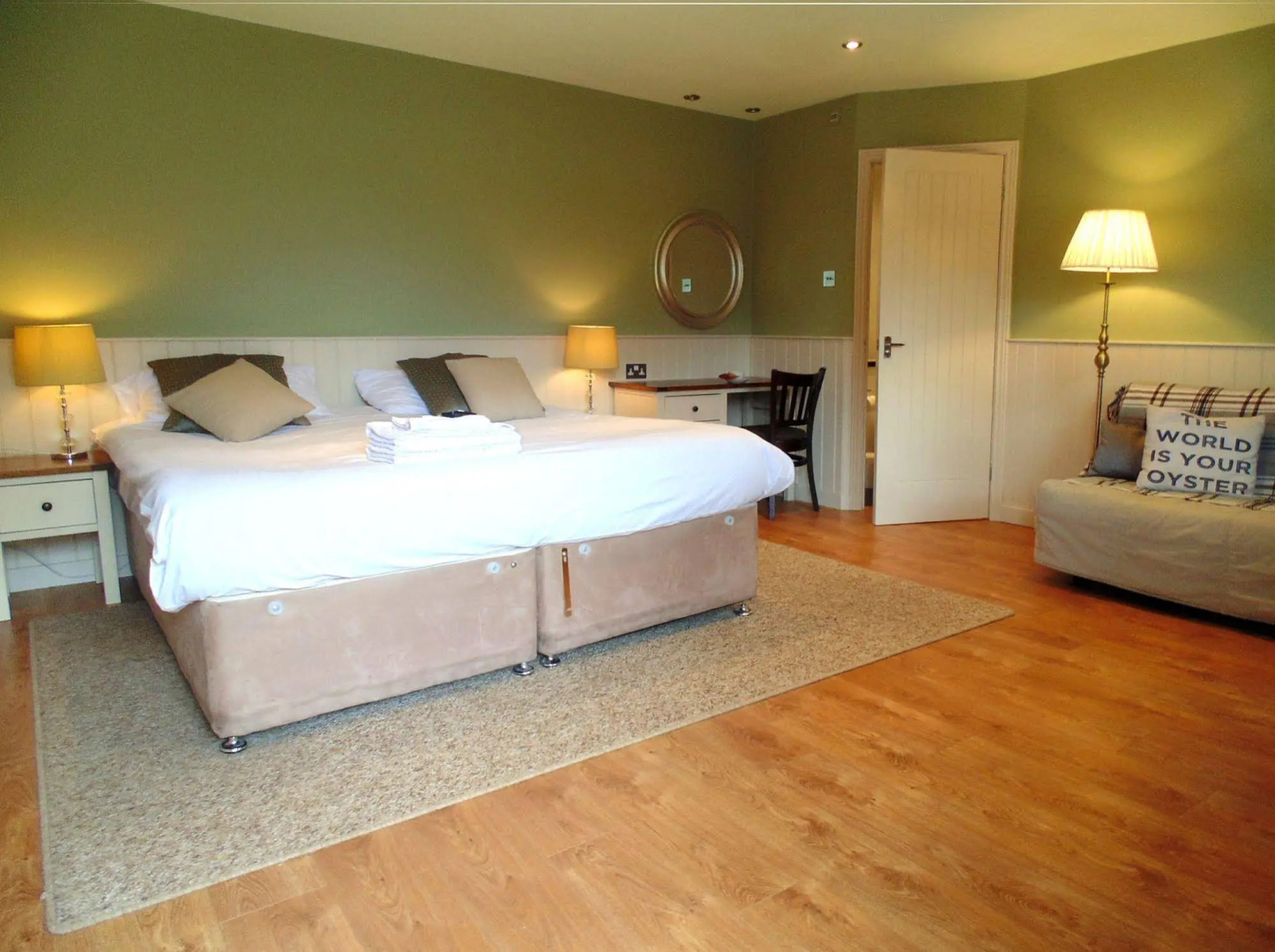 The Oyster Smack Inn