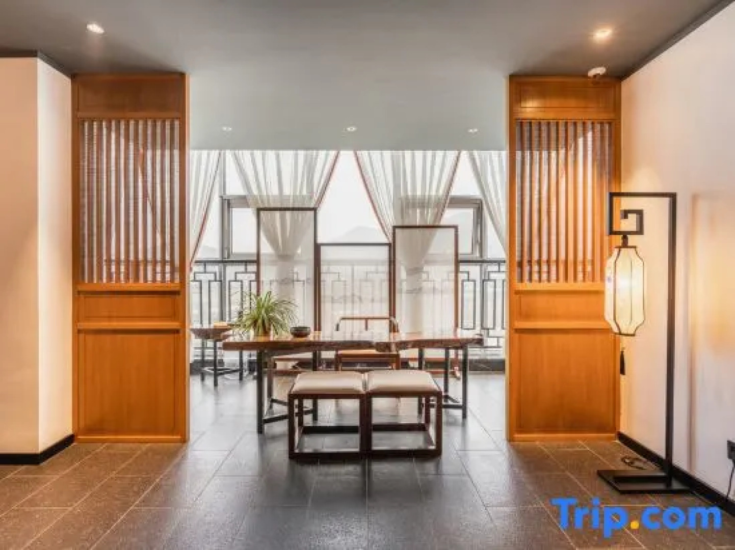 Ru Jian Culture Hotel