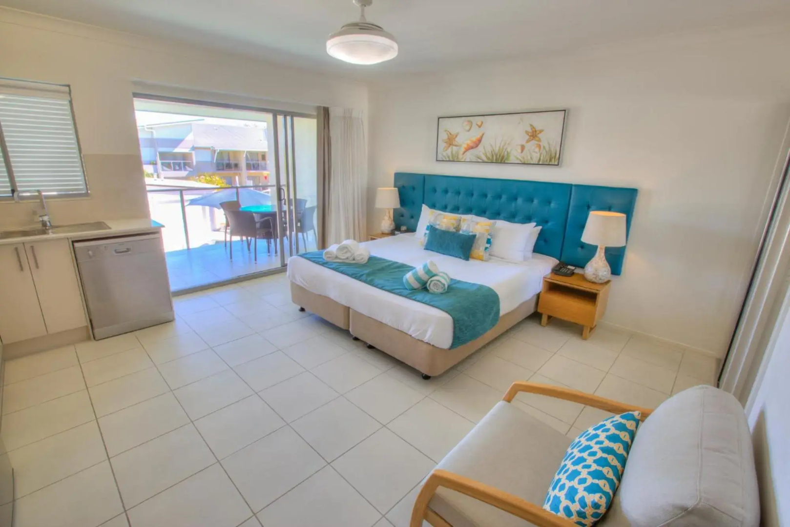 1770 Lagoons Central Apartment Resort