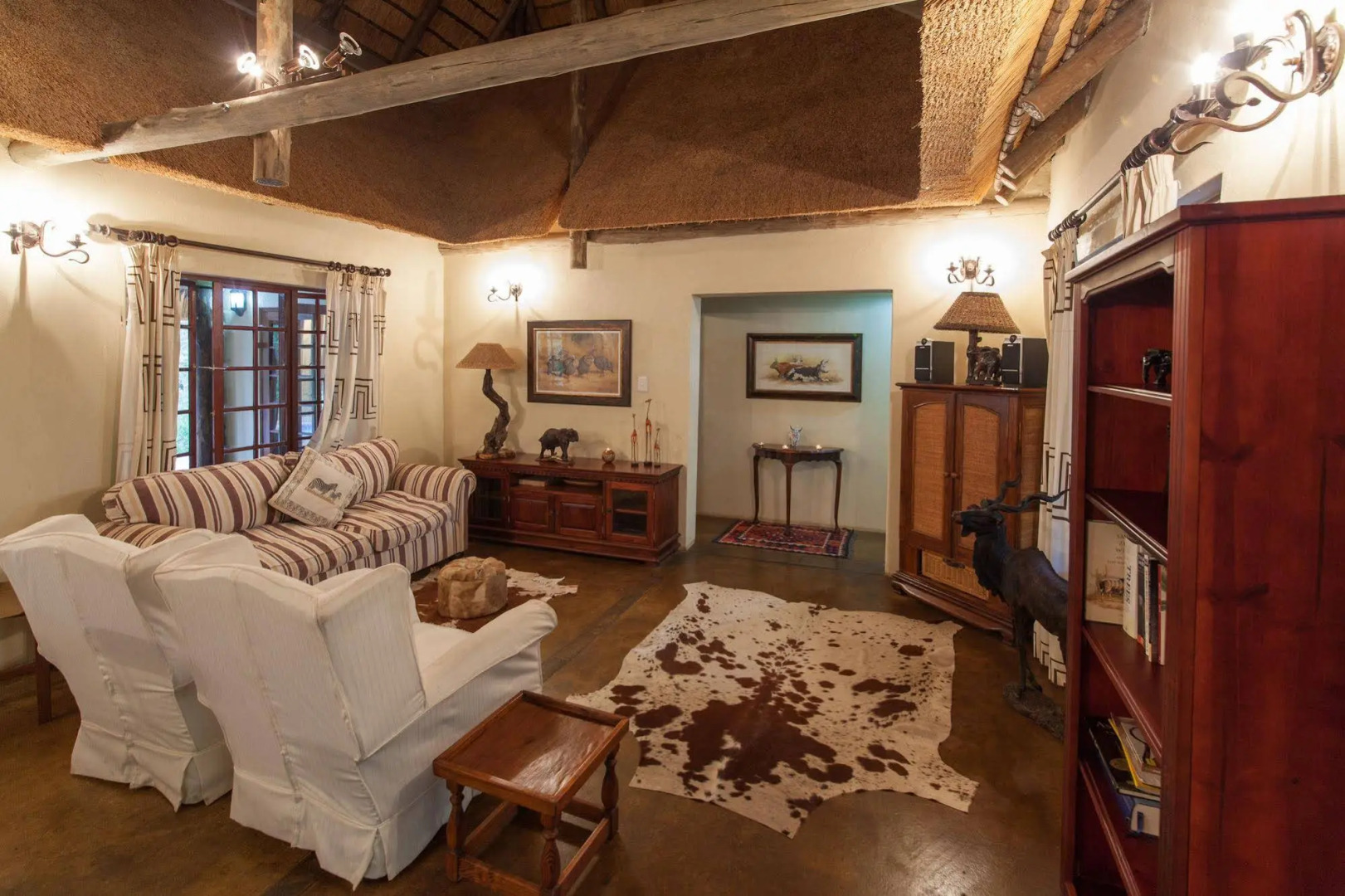 Rhino River Lodge