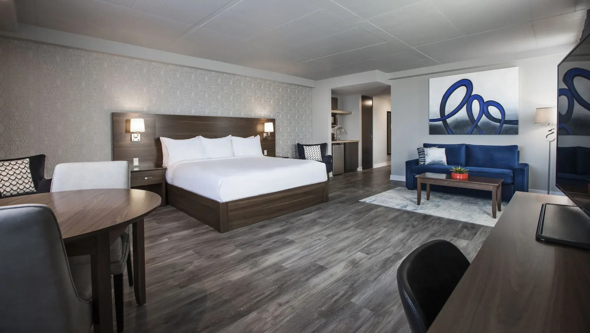 Imperia Hotel & Suites Boucherville