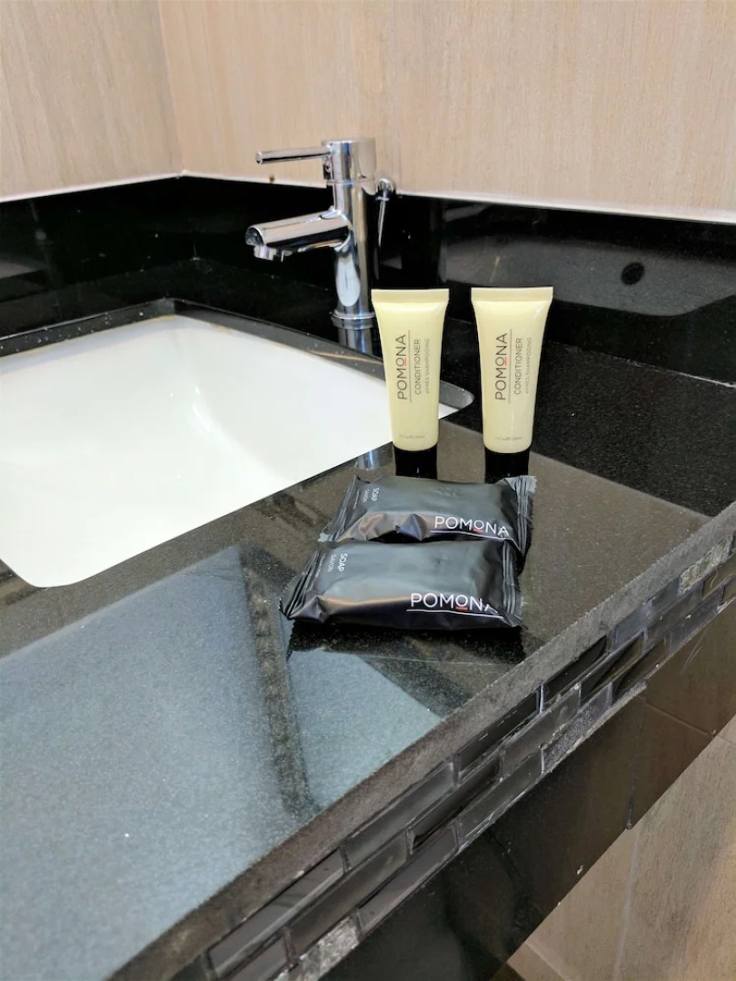 Holiday Lodge Motel Antioch