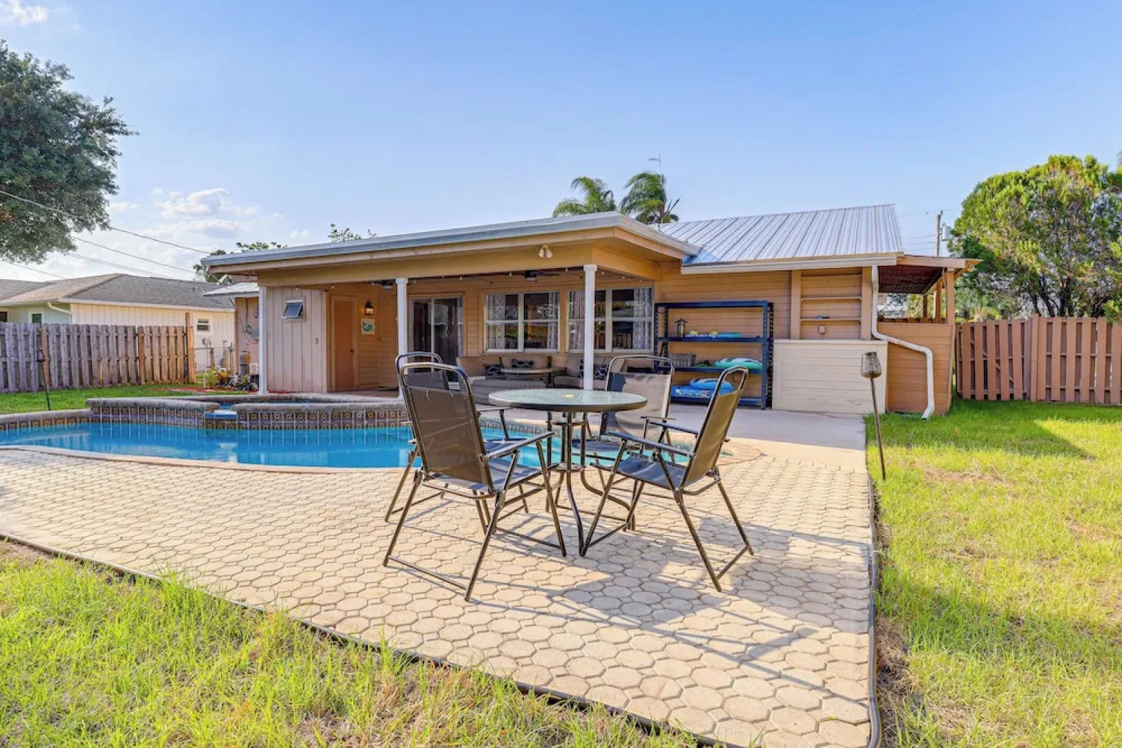 Pool, Game Room & Fire Table: Stuart Oasis