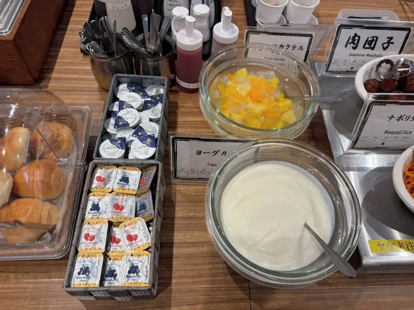 Hotel Crown Hills Goi