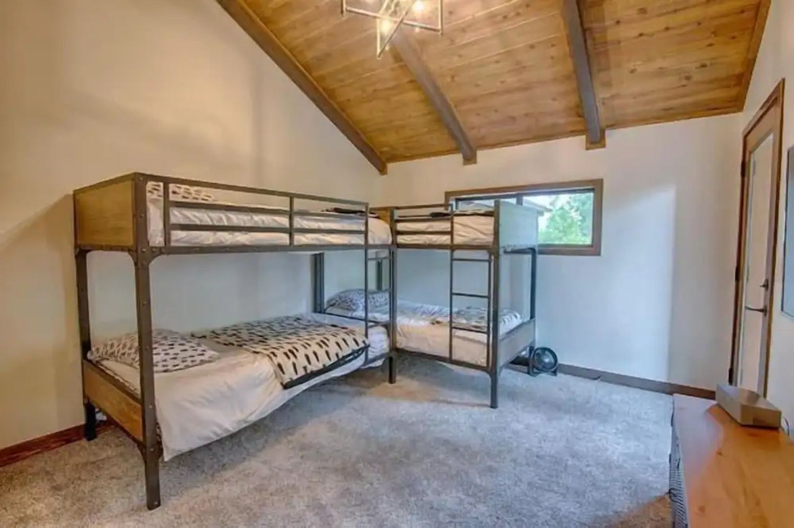 At Whispering Pines 4 Bedroom Home by RedAwning